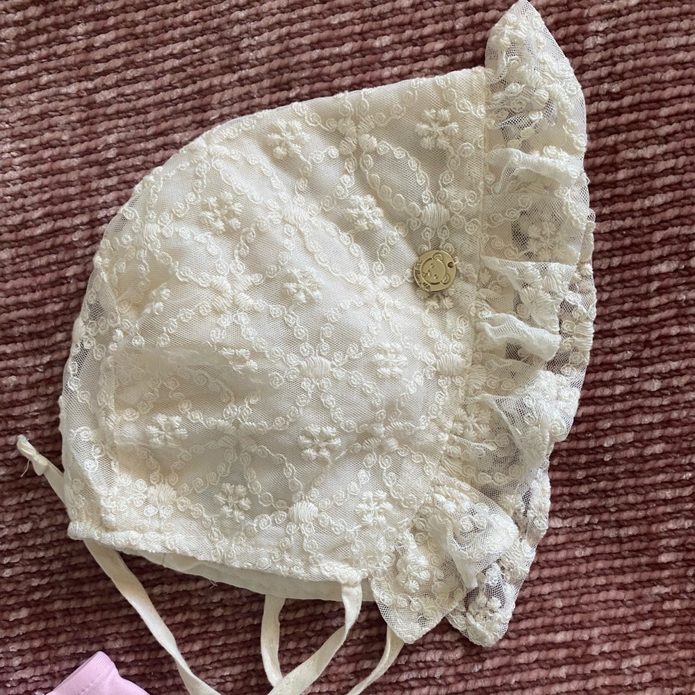 Gorgeous embroidered Baby Bonnet with luxe thin cotton lining.